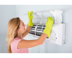 Чем почистить внутренний блок кондиционера?